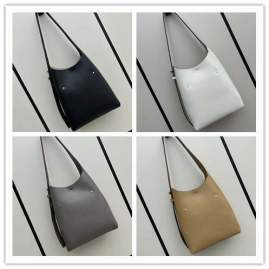 Picture of Tory Burch Handbags _SKUfw237920329fw